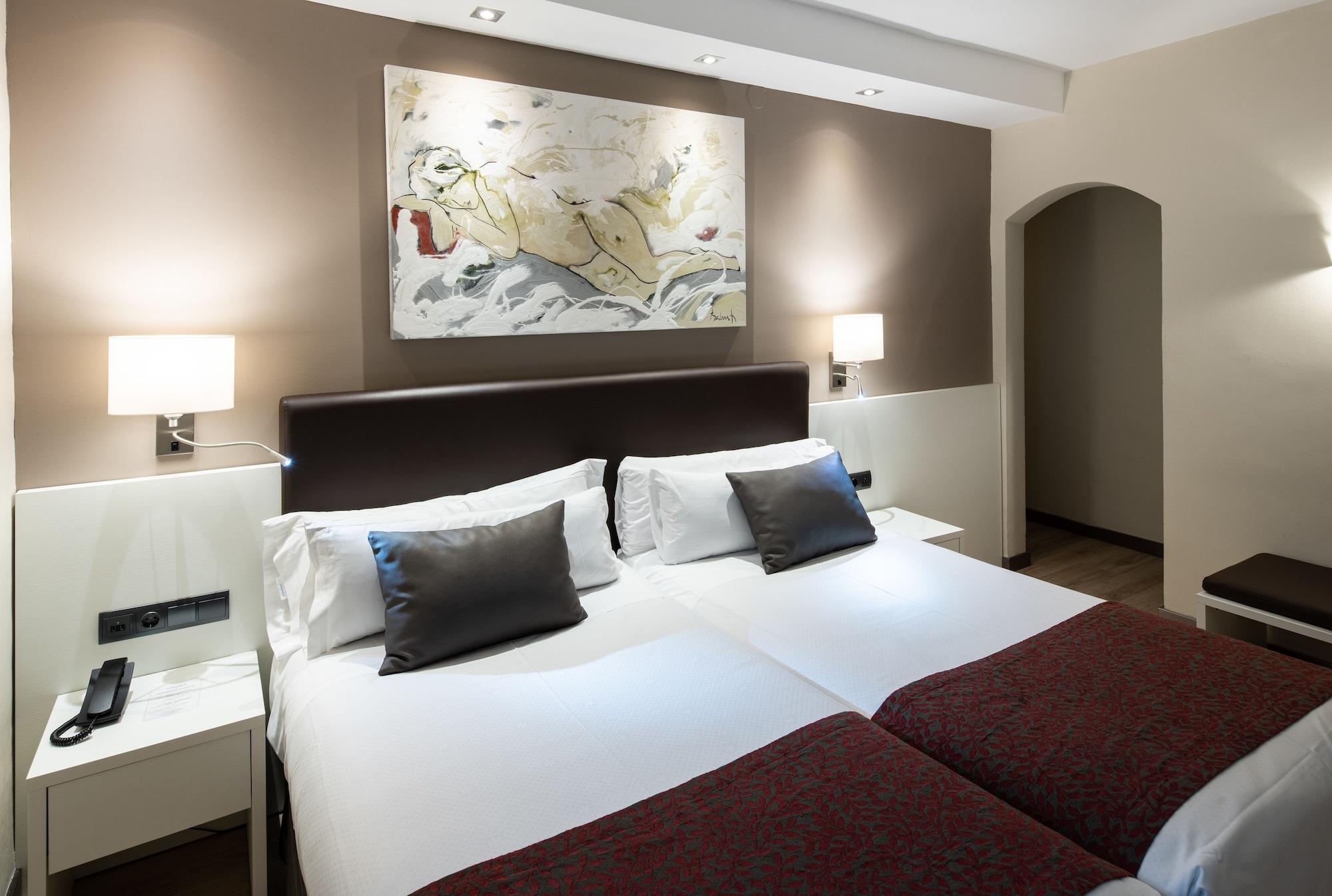 Catalonia Castellnou Hotell Barcelona Eksteriør bilde