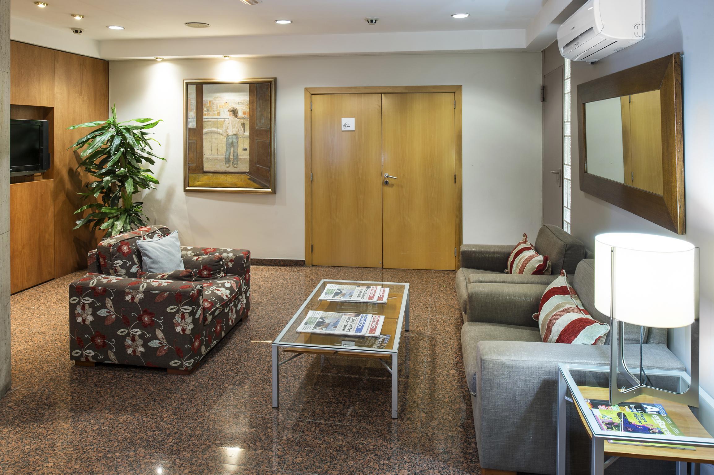 Catalonia Castellnou Hotell Barcelona Eksteriør bilde