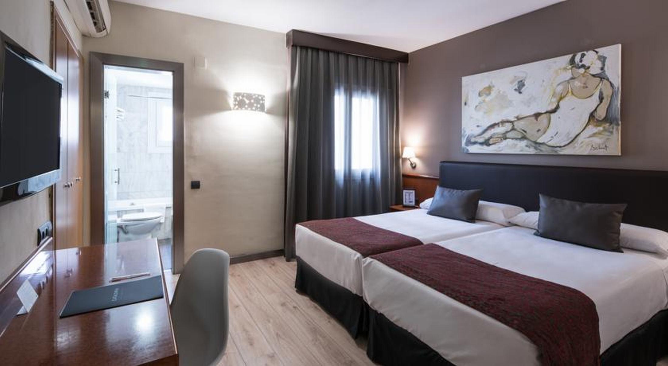 Catalonia Castellnou Hotell Barcelona Eksteriør bilde