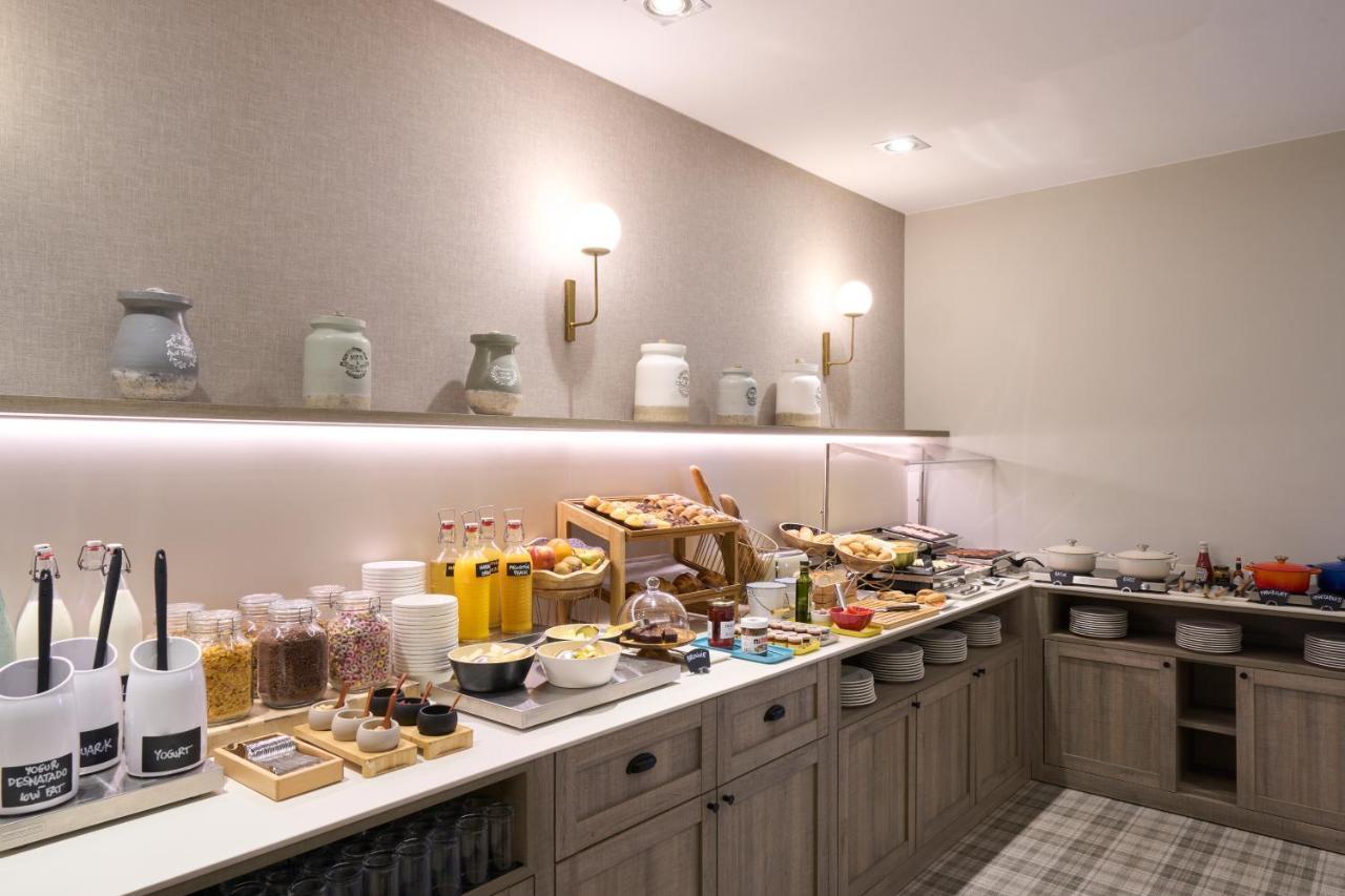 Catalonia Castellnou Hotell Barcelona Eksteriør bilde