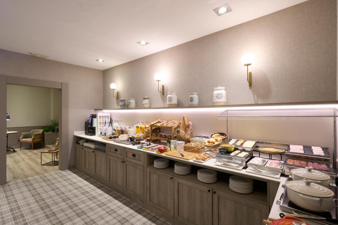 Catalonia Castellnou Hotell Barcelona Eksteriør bilde