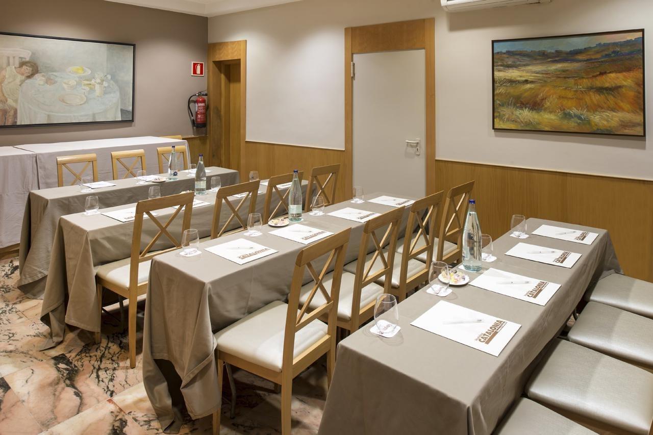 Catalonia Castellnou Hotell Barcelona Eksteriør bilde