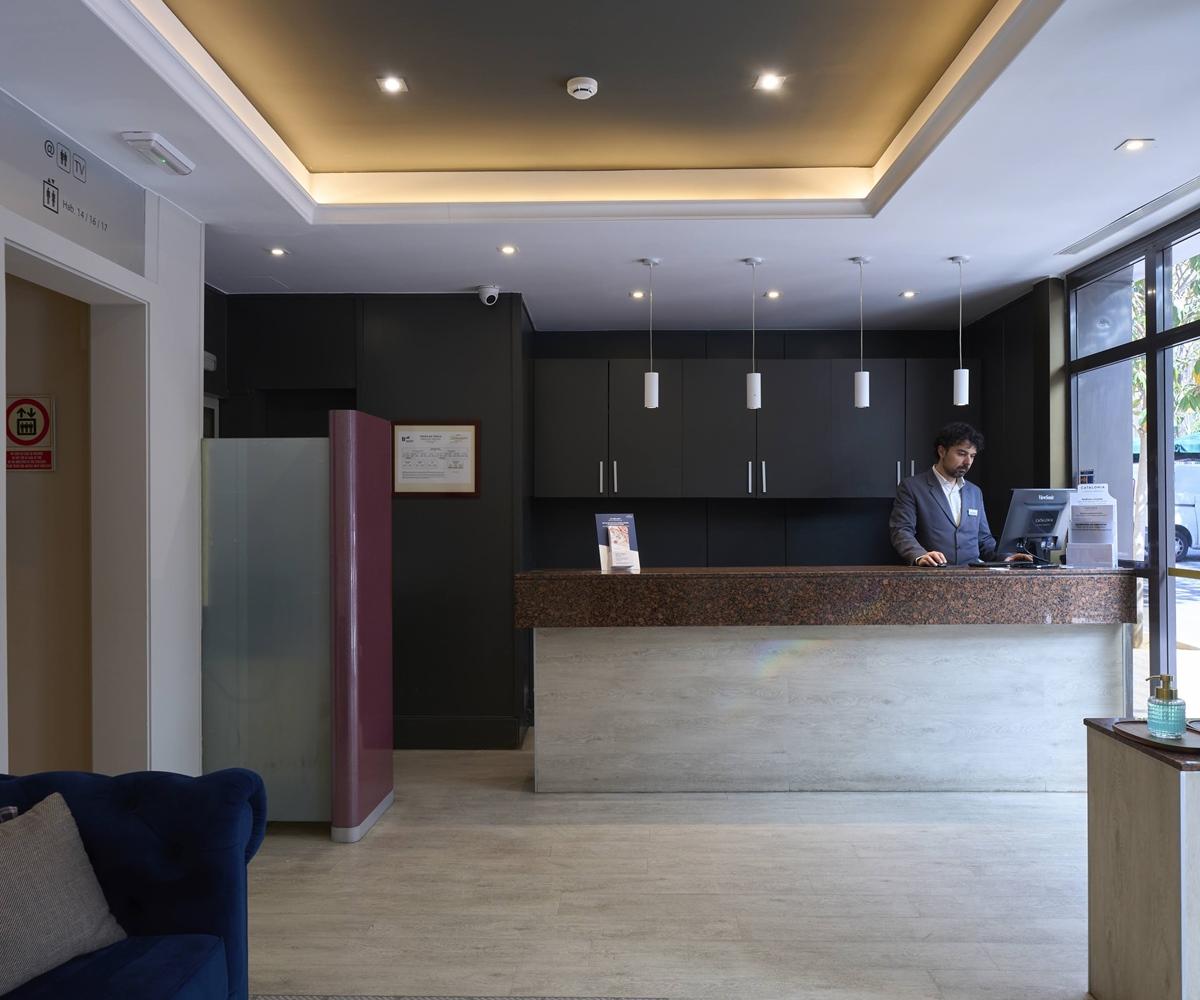 Catalonia Castellnou Hotell Barcelona Eksteriør bilde