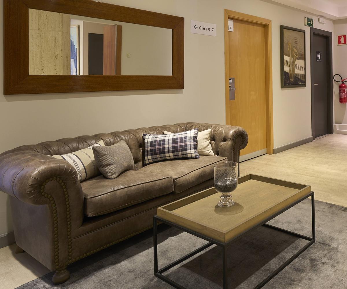 Catalonia Castellnou Hotell Barcelona Eksteriør bilde